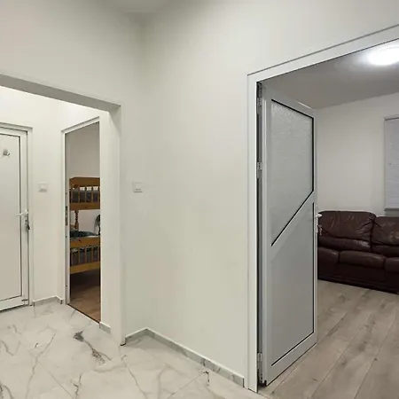 דירה Mladost Vacation *